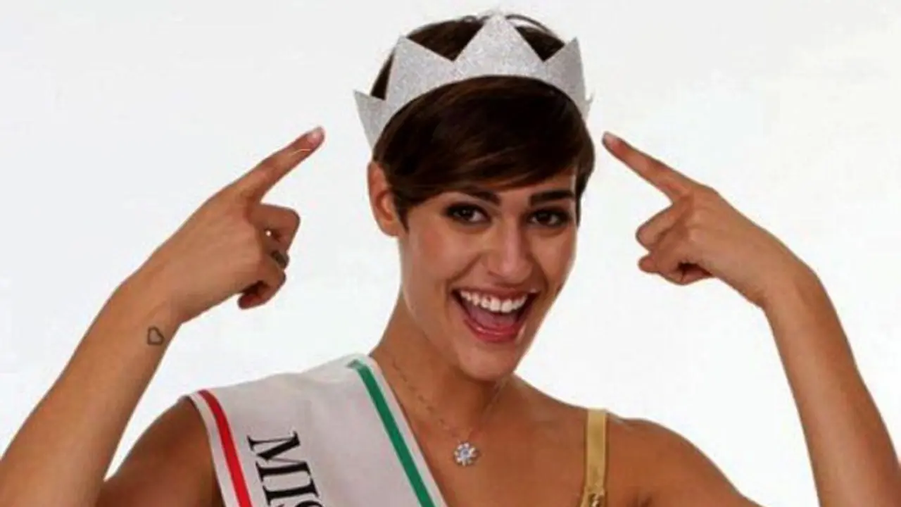 Kasus Miss Italia, 11-12 dengan Tut Wuri Handayani Della JKT48