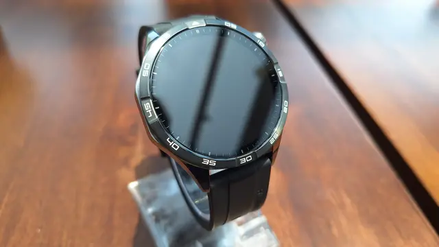 Huawei Watch GT 4 (Liputan6.com/ Giovani Dio Prasasti).