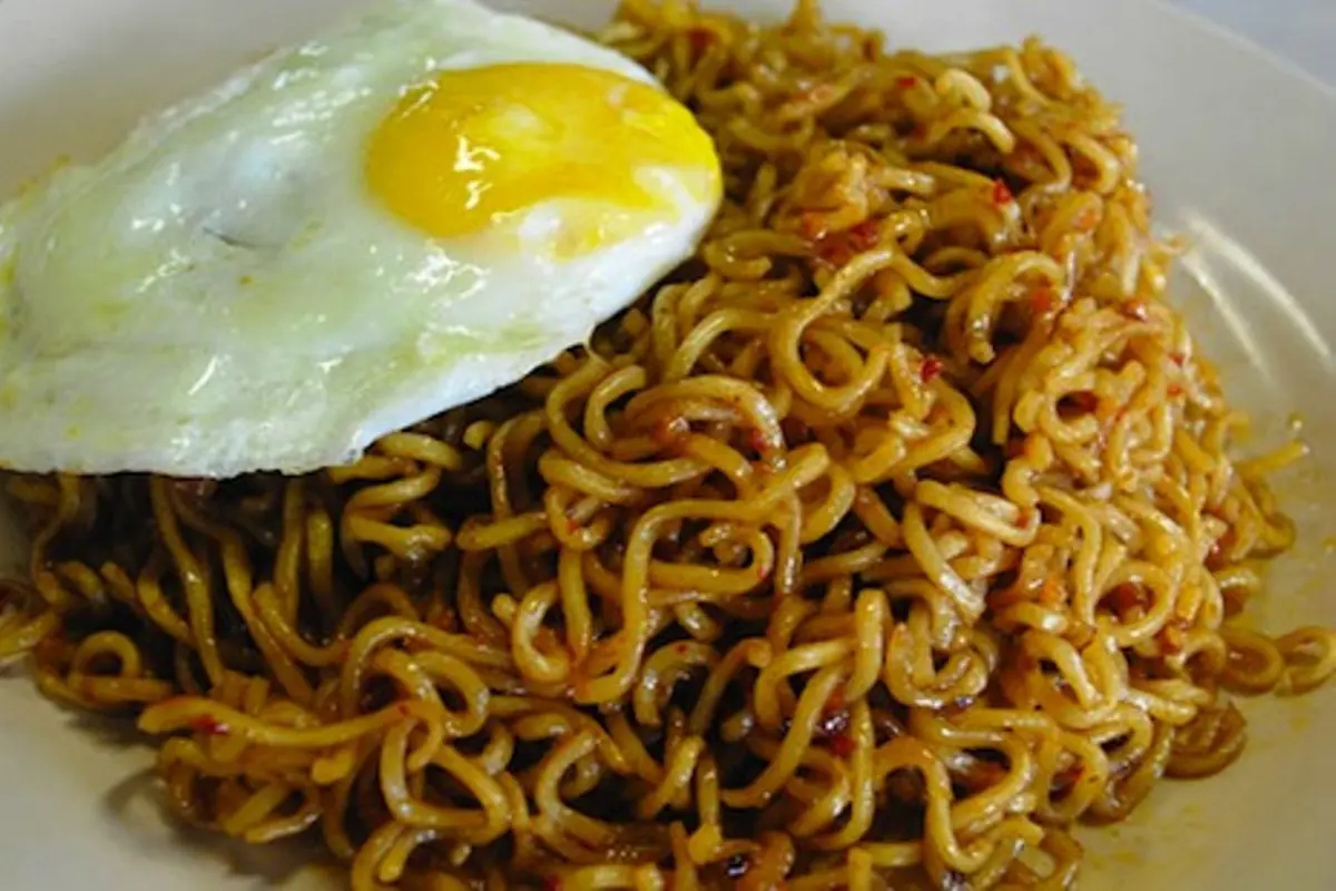 [Bintang] 6 Nama Makanan Ini Harus Kembali Pada Fitrahnya