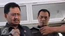 Kepala Kejati DKI Jakarta, M Adi Toegariman memberikan keterangan pers kepada wartawan terkait putusan praperadilan Dahlan Iskan di Gedung Kejaksaan Tinggi DKI,Rabu (5/8/2015). (Liputan6.com/Helmi Afandi)