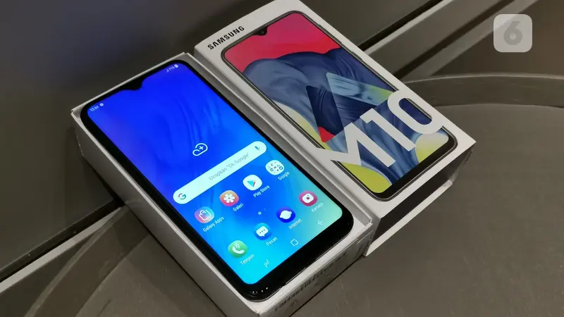 Galaxy M10