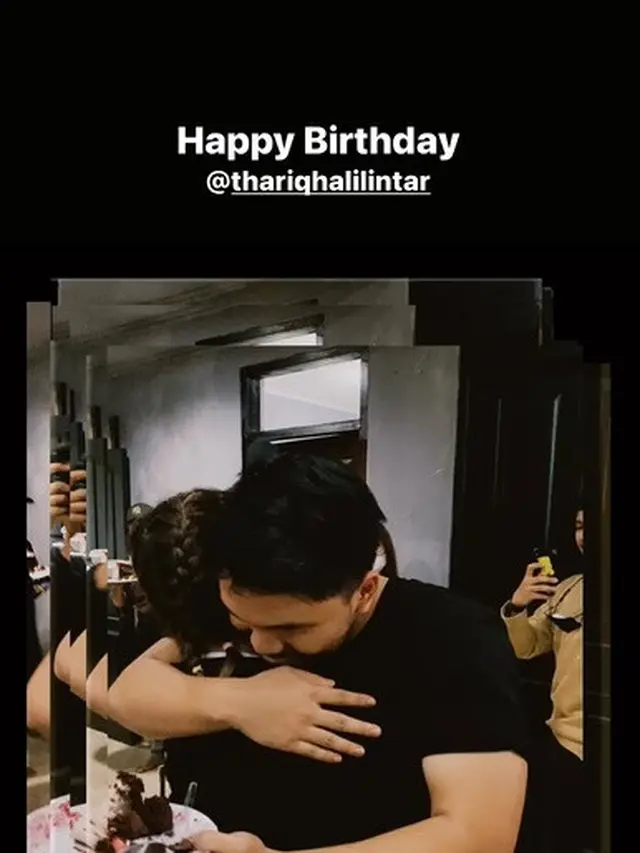 Thariq Halilintar dan Fuji Jadian