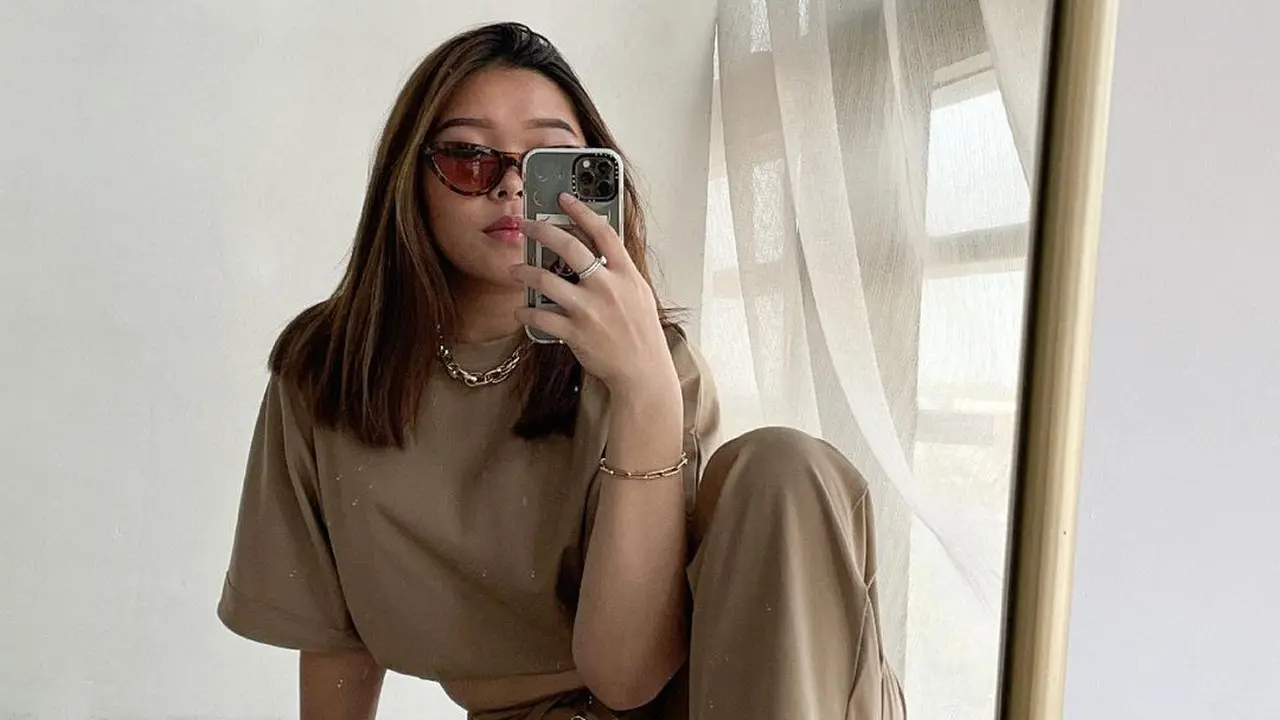 Koleksi pakaian Meiji Beyond Fashion/dok. Instagram @meijibeyondfashion