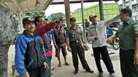 Cegah Tawuran Pelajar, Danramil Cengkareng Bagi Nomor Telepon 