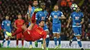 Bek Liverpool, Dejan Lovren, melepaskan tendangan salto saat menghadapi Bournemouth. Liverpool melepaskan delapan tendangan akurat dari 21 percobaan, sedangkan tim tamu hanya dua tembakan terukur dari tujuh kesempatan. (AFP/Paul Ellis).