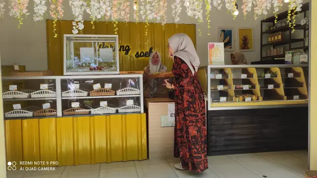 Berbekal KUR untuk Kembangkan Usaha, Warung Soeka Kini Jadi Bakery Favorit di Sumenep