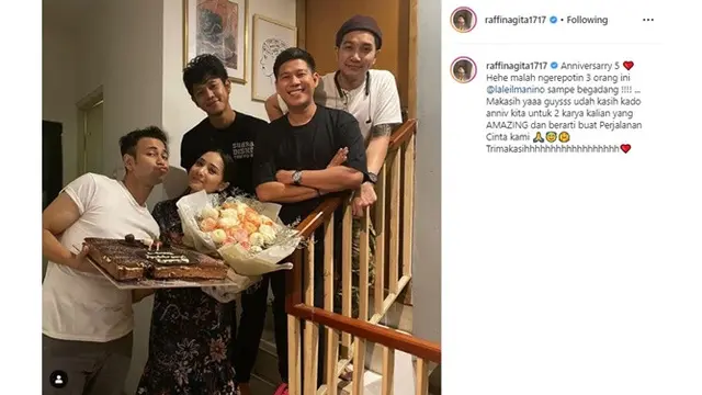 7 Potret Perjalanan Cinta Raffi Ahmad dan Nagita Slavina yang Rayakan Anniversary Kelima