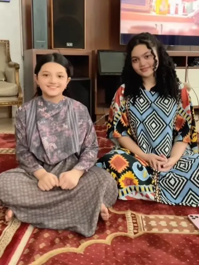 6 Potret Keakraban Amora Lemos dan Arsy saat Buka Puasa di Rumah Krisdayanti