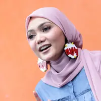Rina Nose (Deki Prayoga/bintang.com)
