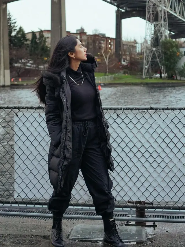 Fanny Ghassani liburan akhir tahun 2021 di Seattle, Amerika Serikat (Foto: Instagram/@fannyghassani)