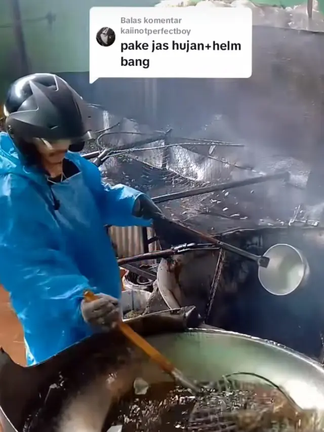 Tukang Goreng Kerupuk Viral