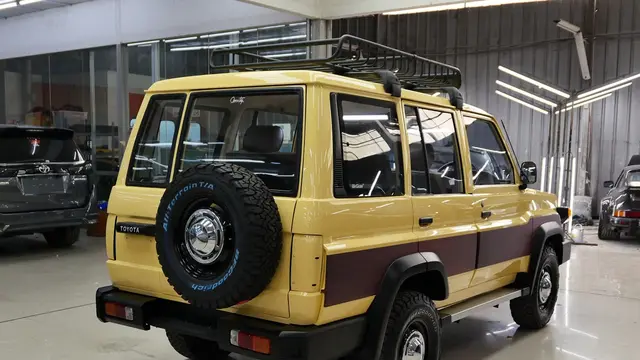 Retro-Modern Kijang Rover