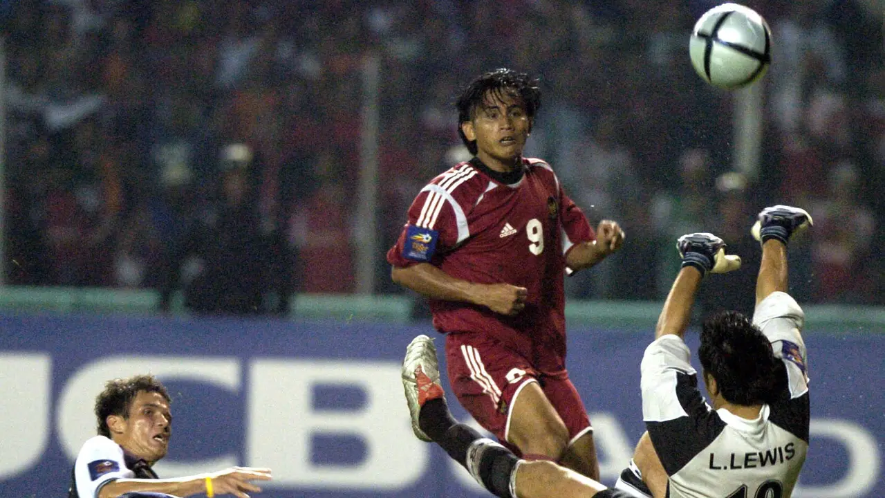 Foto: 10 Pemain Timnas Indonesia Pencetak Gol ke Gawang Malaysia di Piala AFF, Kurniawan Dwi Yulianto dan Muhammad Ridwan Tertajam