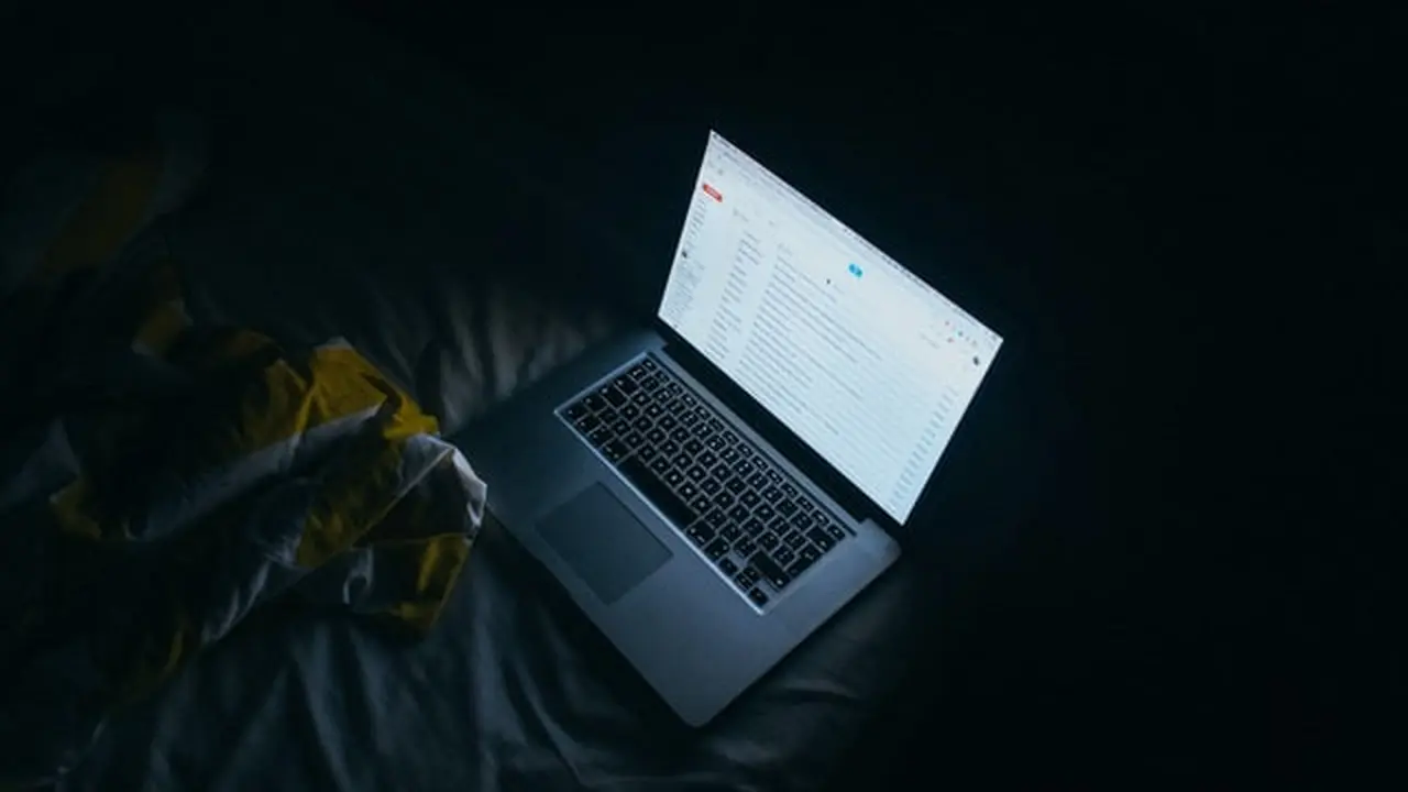 Ilustrasi cara membuat email, Gmail, desktop