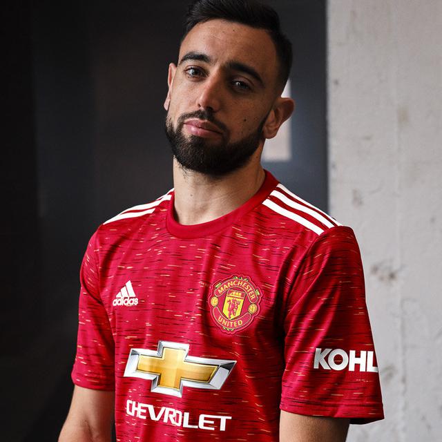 Manchester United Resmi Rilis Jersey Kandang 2020 2021 Begini Penampakannya Inggris Bola Com