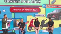 Telkomsel mengumumkan pemenang program Undian Poin Festival sebagai program loyalitas untuk pelanggan. (Liputan6.com/Giovani Dio Prasasti)