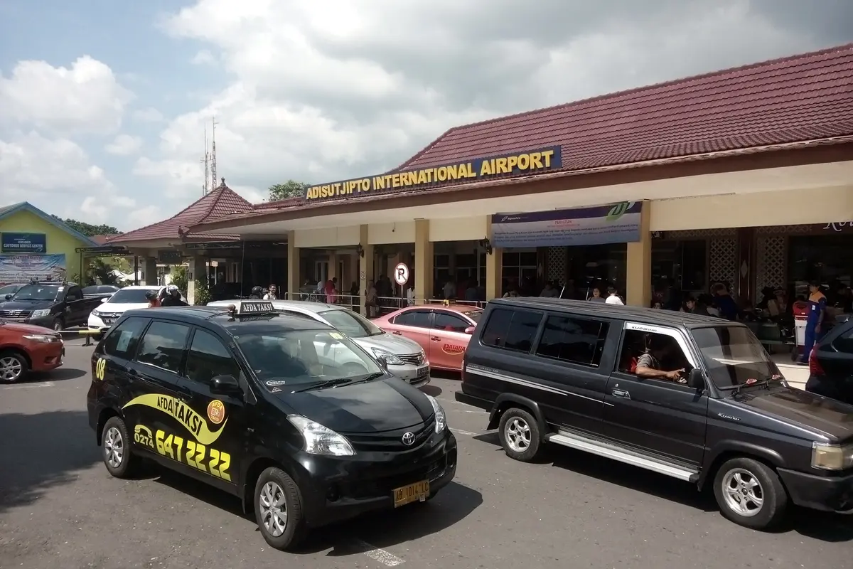 bandara adisutjipto yogyakarta