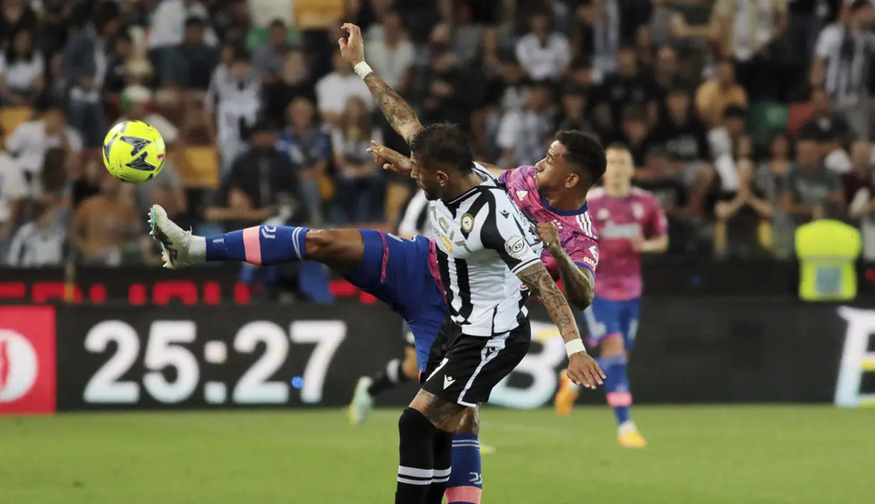 <p>Skor akhir, Juventus menang tipis 1-0 atas tuan rumah Udinese. Sayang kemenangan atas Udinese membuat Juventus tetap gagal ke Liga Europa musim depan. Sebab, pada pertandingan lainnya AS Roma sukses mengalahkan Spezia dengan skor 2-1. (Andrea Bressanutti/LaPresse via AP)</p>