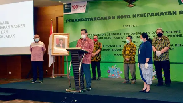 Kementerian Perdagangan menandatangani nota kesepahaman dengan Gojek untuk menjamin distribusi dan transportasi ketersediaan barang kebutuhan pokok. (Dok Kemendag)