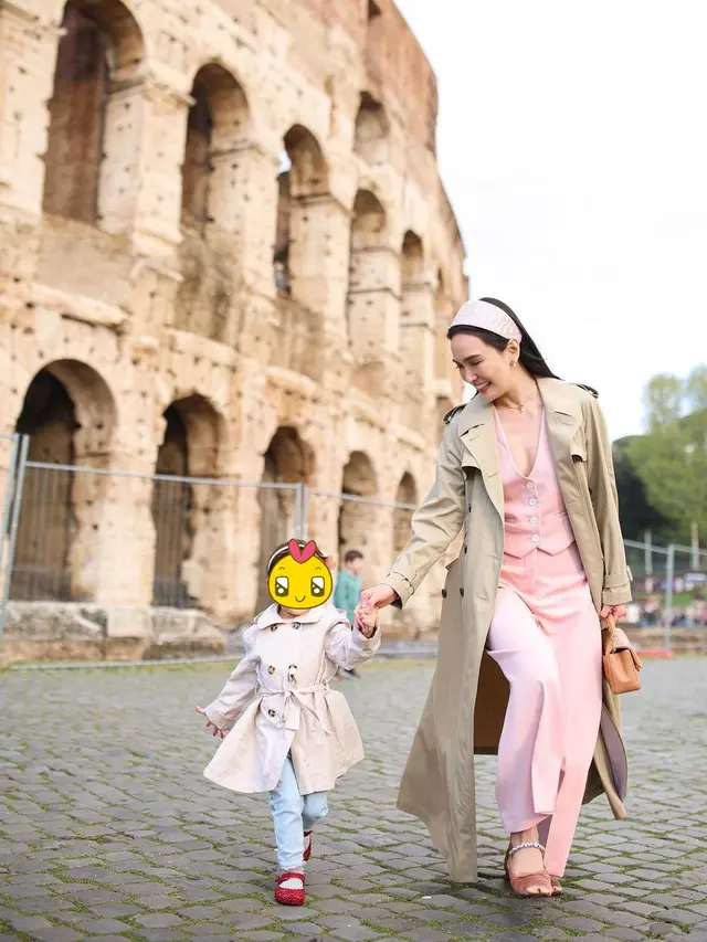 8 Potret Seru Shandy Aulia Liburan di Italia, Bahagia Berdua dengan Anak
