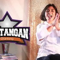 Mampukah Nadine Waworuntu menebak empat judul dan pencipta lagu yang diberikan oleh bintang.com? Simak videonya di Tantang Bintang.