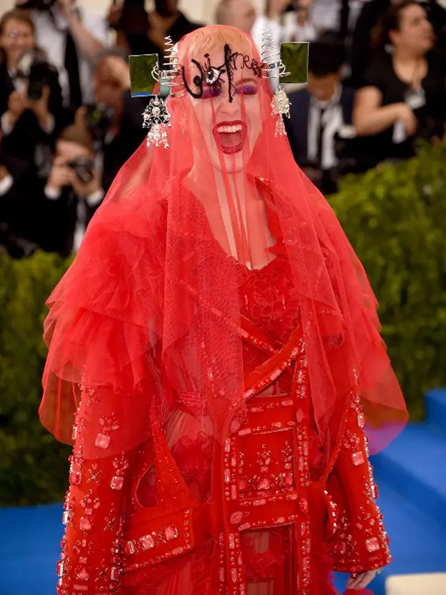 Katy Perry di Met Gala 2017. (AFP/Bintang.com)