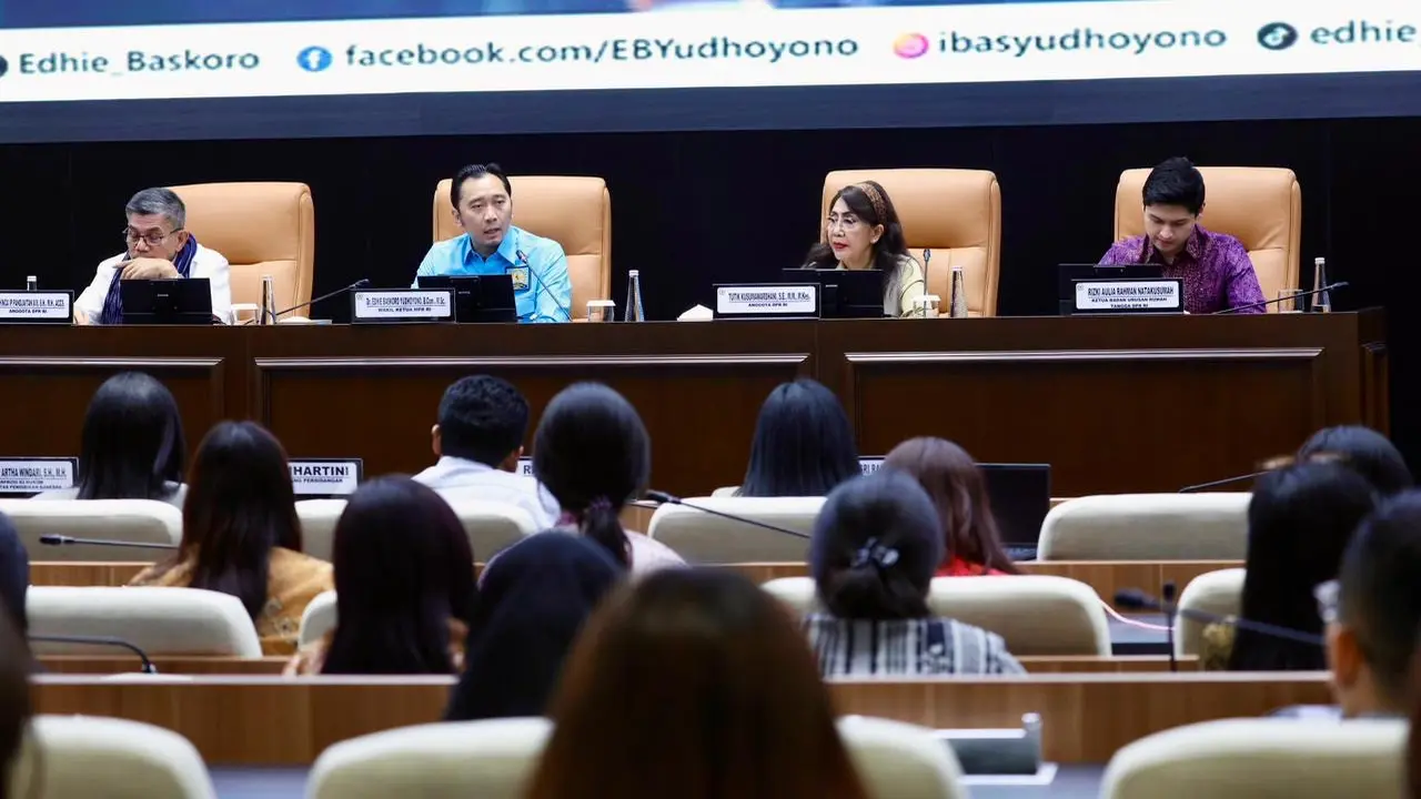 Wakil Ketua MPR RI, Edhie Baskoro Yudhoyono (Ibas) saat menghadiri Seminar Kebangsaan bertajuk “Wawasan Ketatanegaraan: Sinergi Lembaga dan Tantangan Hukum Kontemporer” di Kompleks Parlemen Senayan, Senin (13/4) (Istimewa)