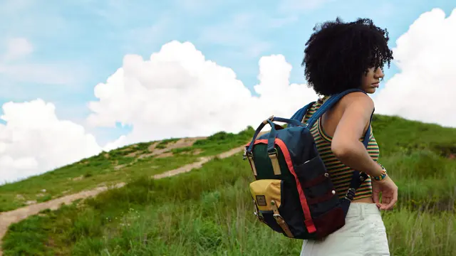 Tak Perlu Lagi Jastip, Backpack Kece asal Hong Kong Sudah Ada di Indonesia