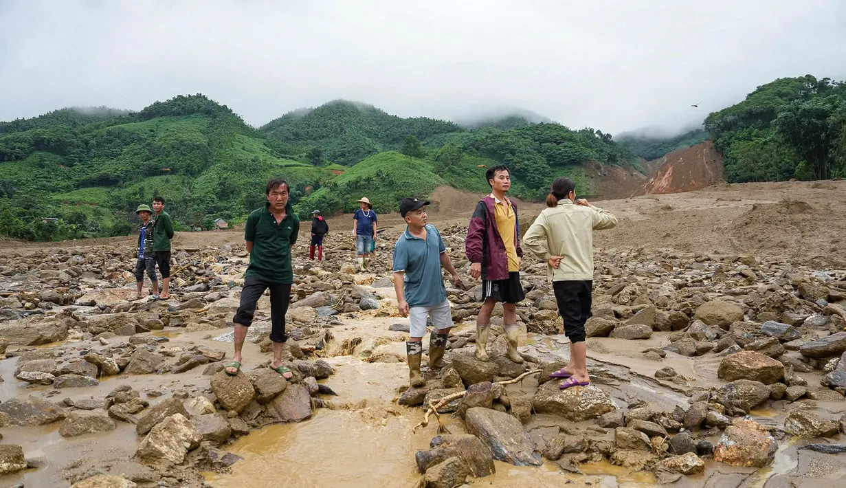 Terjangan Topan Yagi menyebabkan sejumlah bencana, diantaranya banjir, tanah longsor serta kerusakan pada sejumlah bangunan, hingga gangguan pada sektor bisnis dan industri. (Foto: AFP)