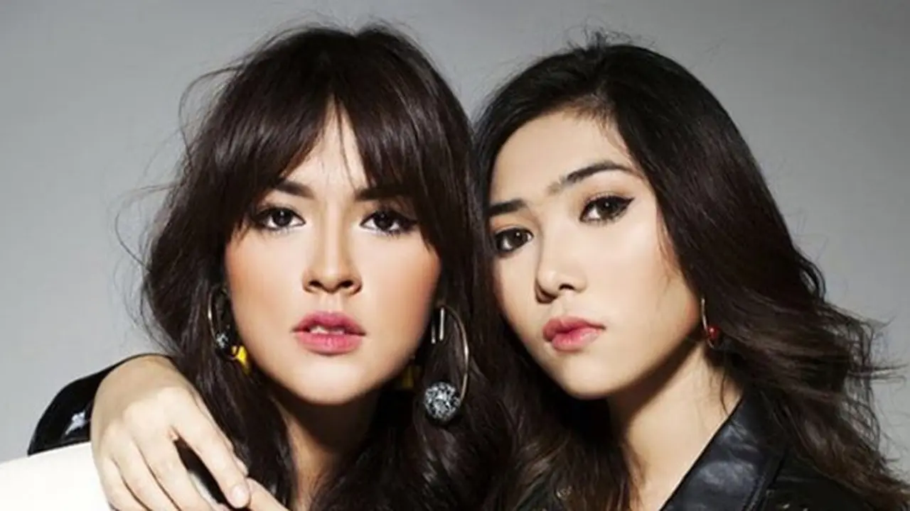 Memiliki suara yang merdu, Raisa dan Isyana memang selalu membuat hati penggemarnya galau.