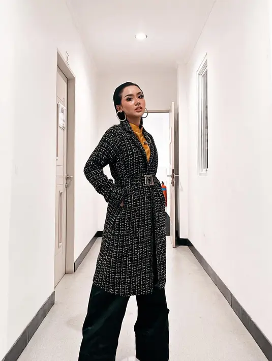 Cita Citata juga berharap memiliki suami yang bisa menerima dirinya apa adanya. Terutama saat ia hamil dan memutuskan untuk tidak bekerja seperti sedia kala. (Instagram/cita_citata)