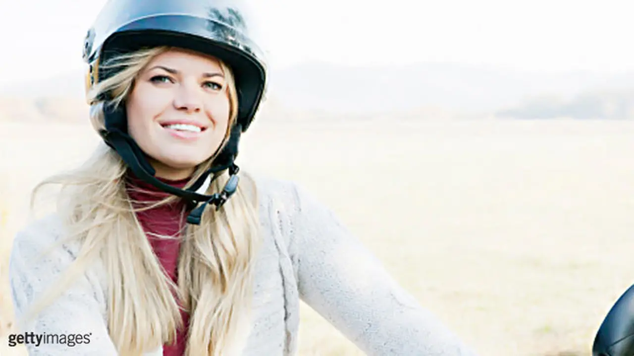 wanita-helm130327b.jpg