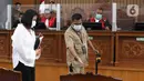 Putri Candrawathi menghadiri sidang perdana yang beragendakan pembacaan dakwaan terkait pembunuhan Brigadir Yosua Hutabarat atau Brigadir J di Pengadilan Negeri Jakarta Selatan, Senin (17/10/2022). Liputan6.com/Herman Zakharia