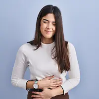 Kanker usus besar terbentuk karena adanya pertumbuhan tumor di organ usus besar. (Foto: Freepik/krakenimages.com)