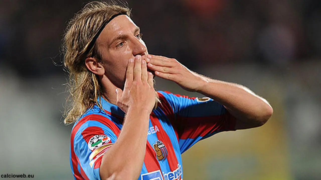 maxi-lopez-130810b.jpg