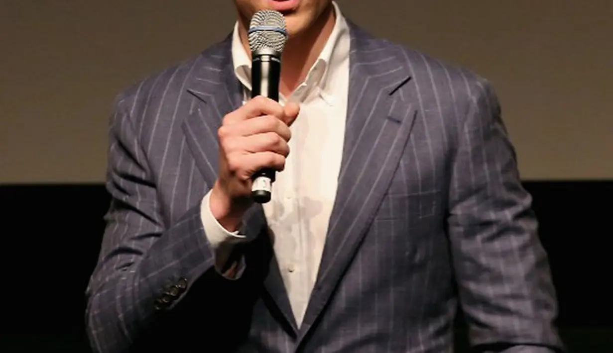 “Taylor wanita hebat. Dia sungguh baik dan menyenangkan, dan kami telah melewati banyak momen indah,”  ucap Tom Hiddleston yang memuji mantan kekasihnya itu. (AFP/Bintang.com)