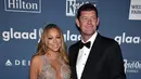 James dan Mariah resmi bertunangan pada Januari 2016 lalu, dan saat itu James yang merupakan seorang milyarder  memberikan cincin tunangan pada Mariah seharga $10 Juta. (AFP/Bintang.com)