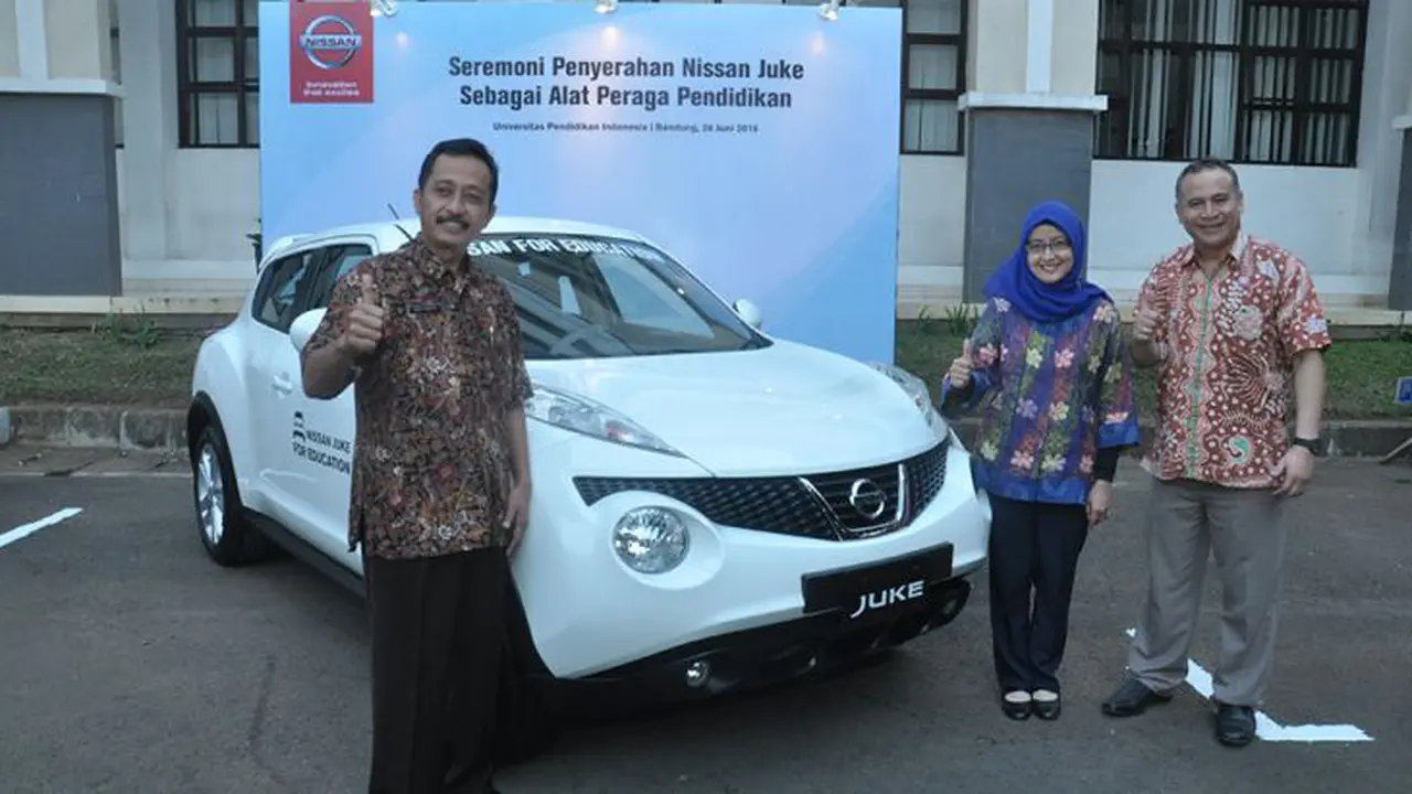 Nissan Sumban 9 Unit Juke Untuk SMK dan Universitas Negeri