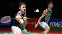 Dalam laga yang digelar di International Convention Center, Nusa Dua, Bali, Kevin Sanjaya Sukamuljo/Marcus Fernaldi Gideon harus bermain tiga game sebelum mengalahkan Choi Sol-gyu/Kim Won-ho dalam waktu tepat 1 jam. (Dok. PBSI)