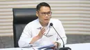 Dalam kasus ini, KPK menyebut anak dan suami Fadia mendirikan perusahaan bernama PT Raja Nusantara Berjaya (RNB). Fadia Arafiq diduga menjadi penerima manfaat atau beneficial ownership (BO) dari perusahaan tersebut. Tampak dalam foto, Deputi Penindakan dan Eksekusi Komisi Pemberantasan Korupsi (KPK), Asep Guntur Rahayu saat membeberkan kronologi Operasi Tangkap Tangan (OTT) terhadap Bupati Pekalongan, Fadia Arafiq, di gedung Merah Putih Komisi Pemberantasan Korupsi (KPK), Jakarta, Rabu (4/3/2026). (Foto: Istimewa)