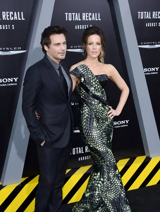 Sebagai informasi, Kate Beckinsale menikah dengan Len Wiseman pada bulan Mei 2004. Mereka berkencan setelah  terlibat cinta lokasi saat bekerja sama di lokasi syuting film ‘Underworld’ pertama. (Bintang/EPA)