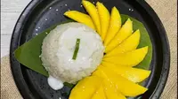 Resep Mango Sticky Rice, Makanan Ringan untuk Sahur dan Berbuka. foto: cookpad/Anie Aryanti @myfoodstories