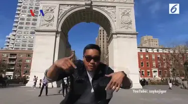 Master rapper Indonesia, Saykoji, mencari inspirasi dengan berinteraksi dengan orang-orang New York dan mendokumentasikan perjalanannya. VOA