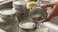 7 Cara Aman Cuci Toples Kaca Tutup Besi agar Tidak Karatan dan Tetap Higienis