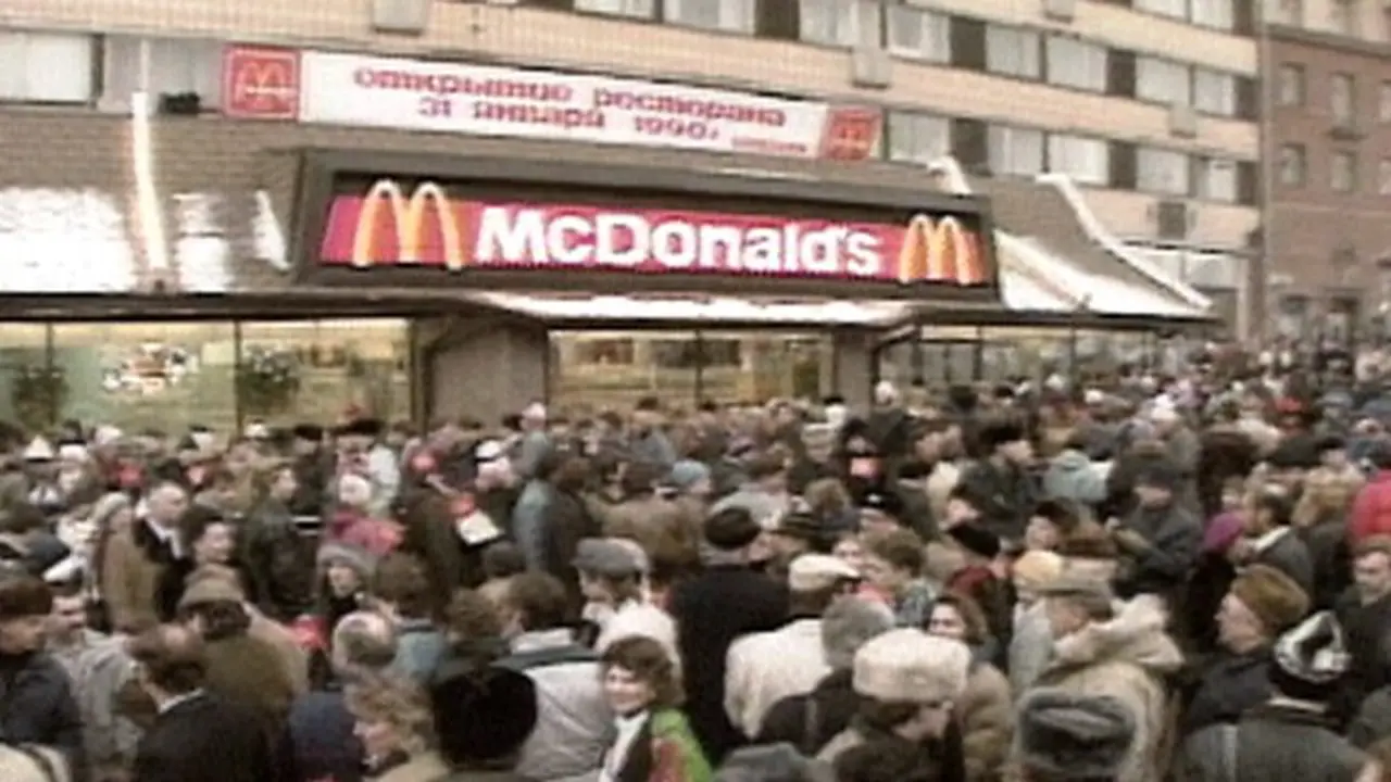 31-1-1990: McDonald Pertama Kali Dibuka di Uni Soviet