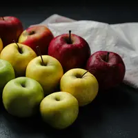 Perbedaan Kandungan Gizi Apel Hijau dan Merah yang Jarang Disadari