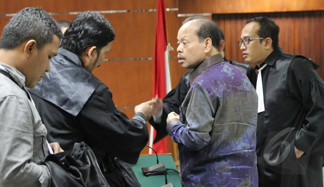 Suasana usai sidang kasus korupsi di Kementerian ESDM, Pengadilan Tipikor, Jakarta, Senin (27/4/2015).  Sidang sempat memanas lantaran teriakan Sutan Bhatoegana dan Hakim Artha saat persidangan. (Liputan6.com/Helmi Afandi)