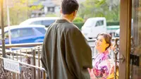 Gaya Sumringah Vicky Shu Saat Foto Prewedding di Jepang