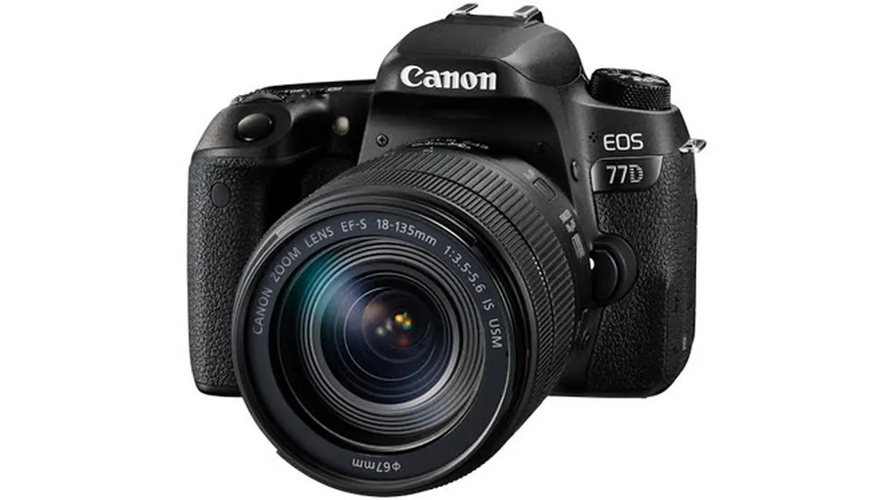 Canon EOS 77D