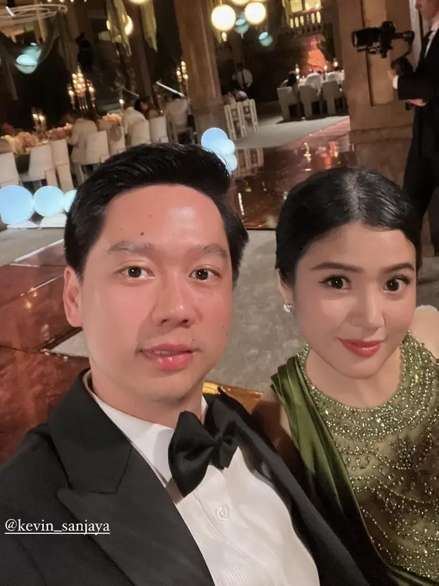 Valencia Tanoesoedibjo di hari pernikahan sang adik, Clarissa Tanoesoedibjo. [@valenciatanoe]